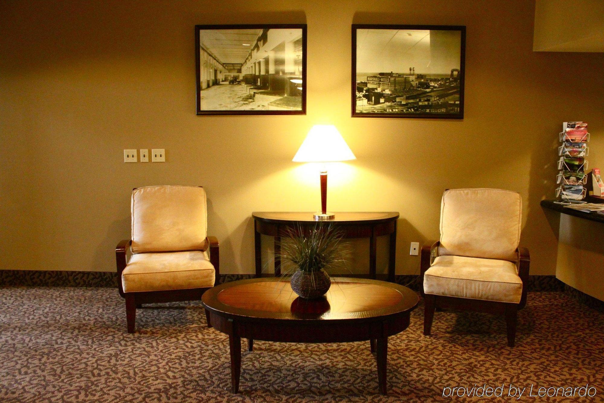 The Suites Hotel At Waterfront Plaza Duluth Quarto foto