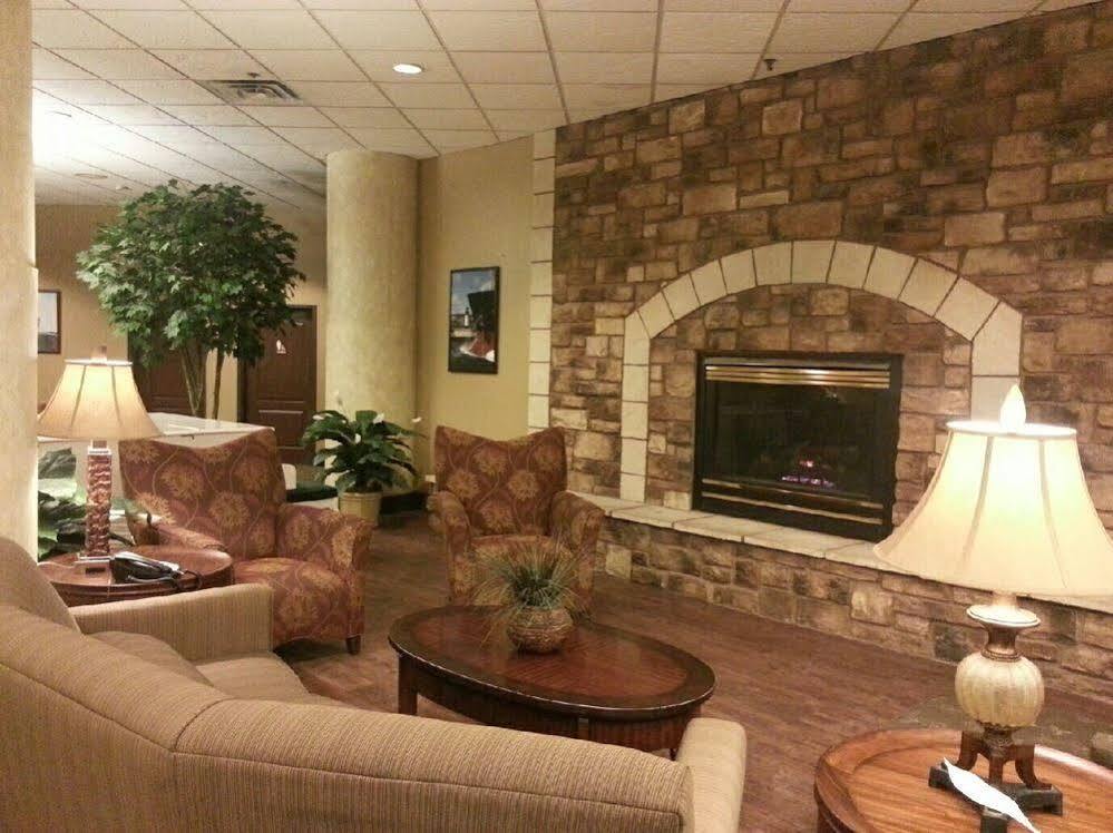 The Suites Hotel At Waterfront Plaza Duluth Exterior foto